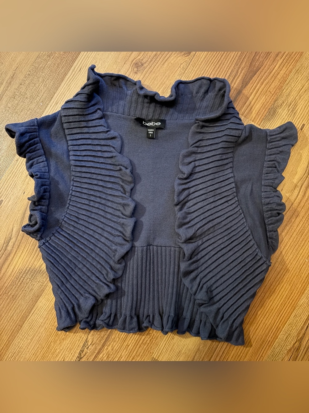BEBE ruffled lettuce edge crop shrug sweater bolero S